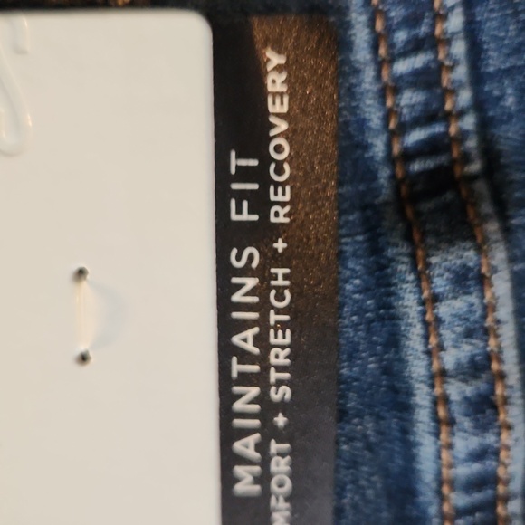 Wrangler  Slim Fit Indigo Jeans - Picture 6 of 9